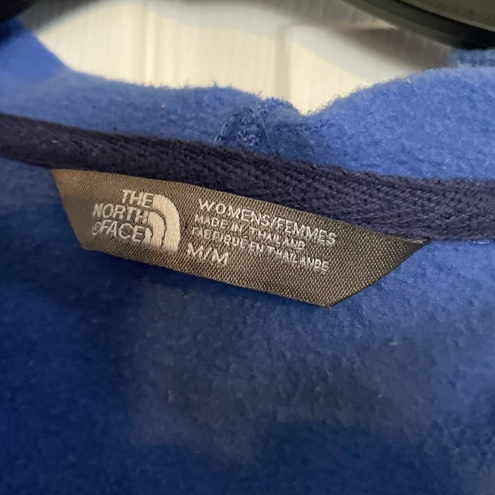 The North Face Womens size Medium Blue Zip Up Hoodie Jacket with Pink Accents - Picture 6 of 7